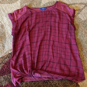 Apt. 9 Blouse, size L. Color Maroon. Never worn, new.